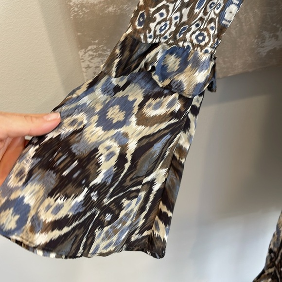 Sanctuary Ikat Bell Sleeve Bohemian Dress - Picture 3 of 9